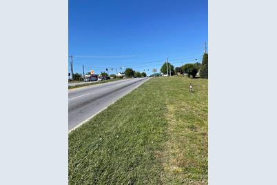 123 Francis Road, Hendersonville, NC 28792 - Photo 9