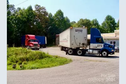 350 Henredon Road, Spruce Pine, NC 28777 - Photo 37