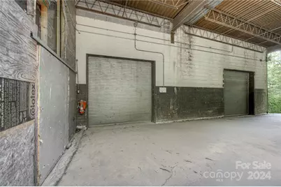 350 Henredon Road, Spruce Pine, NC 28777 - Photo 9