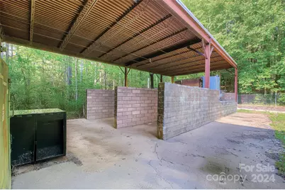 350 Henredon Road, Spruce Pine, NC 28777 - Photo 7