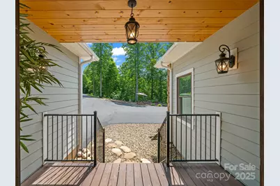 1590 S 226 Highway, Bakersville, NC 28705 - Photo 9