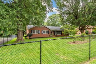 1446 Brett Shane Ct, Gastonia, NC 28052