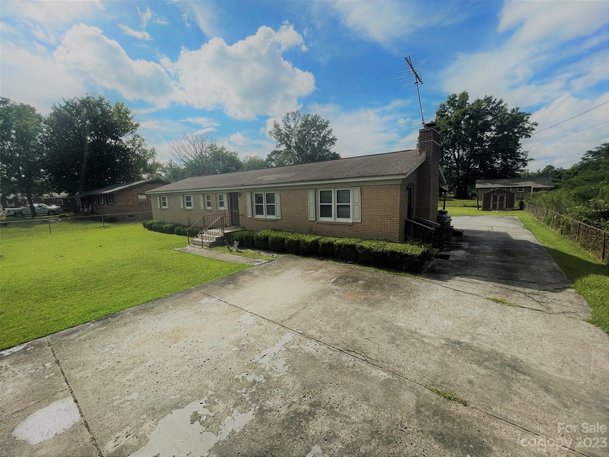 530 Camelot Dr, Hartsville, SC 29550 MLS 4062434 Coldwell Banker