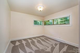 2756 Peachtree Rd, Statesville, NC 28625 - Photo 23