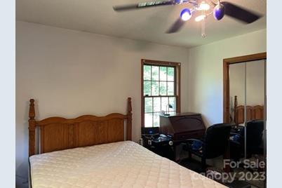 2752 Old Highway 221 None S, Marion, NC 28752 - Photo 19