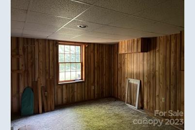 2752 Old Highway 221 None S, Marion, NC 28752 - Photo 31