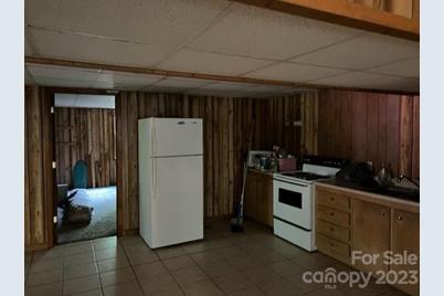 2752 Old Highway 221 None S, Marion, NC 28752 - Photo 29