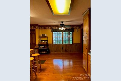 2752 Old Highway 221 None S, Marion, NC 28752 - Photo 25