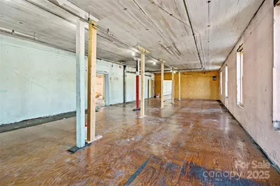 45 Depot Street, Marion, NC 28752 - Photo 33