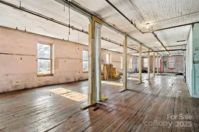 45 Depot Street, Marion, NC 28752 - Photo 27