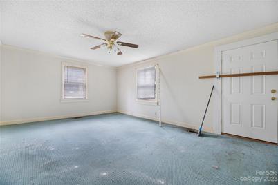 440 N Oakland Avenue, Statesville, NC 28677 - Photo 9