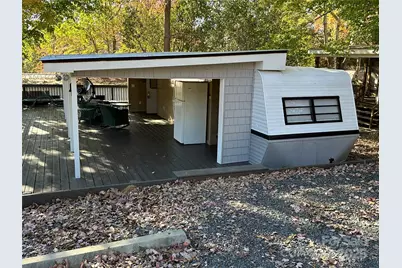 112 Sycamore Street, New London, NC 28127 - Photo 1