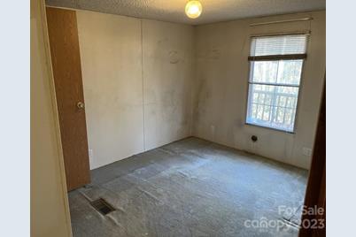 60 Shadowwood Drive, Taylorsville, NC 28681 - Photo 5