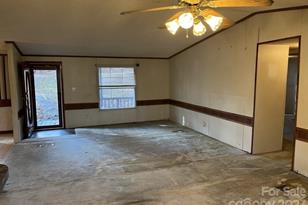 60 Shadowwood Dr, Taylorsville, NC 28681 - Photo 3