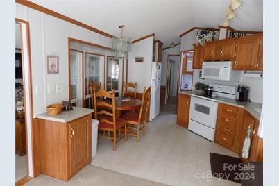 43 Pike Point, Waynesville, NC 28785 - Photo 5