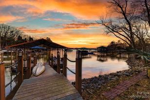 8065 Bay Pointe Dr, Denver, NC 28037 - Photo 3