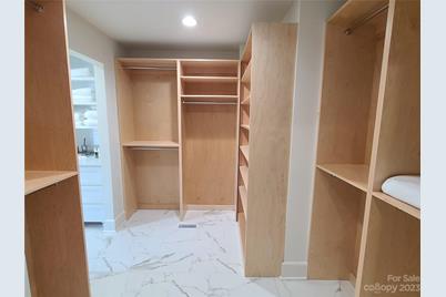 902 N Ashe Avenue, Newton, NC 28658 - Photo 17