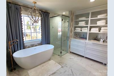 902 N Ashe Avenue, Newton, NC 28658 - Photo 15