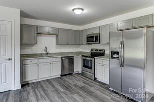 261 Quinn Hill Ln, Mars Hill, NC 28754 - Photo 13