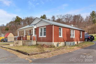 286 Skyland Drive, Sylva, NC 28779 - Photo 3