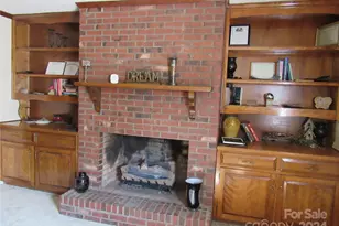 171 Fox Run Rd, Forest City, NC 28043 - Photo 9