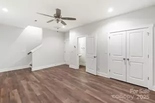 417 Prine Pl, Charlotte, NC 28213 - Photo 37