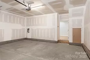 413 Prine Pl, Charlotte, NC 28213 - Photo 45