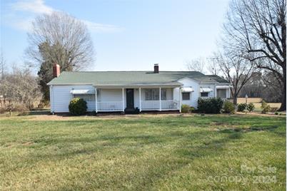 9215 Old Concord Road - Photo 1