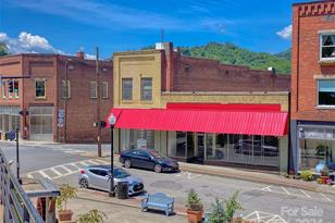 505 Main St, Canton, NC 28716 - Photo 1