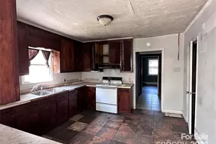 1059 3rd St, Spencer, NC 28159 - Photo 3