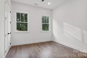 20 Maple Knl Dr, Hendersonville, NC 28792 - Photo 11