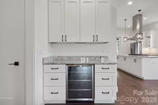 20 Maple Knl Dr, Hendersonville, NC 28792 - Photo 9