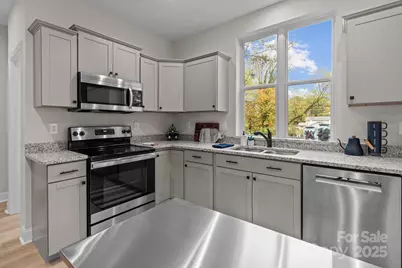 310 New Bern Avenue, Statesville, NC 28677 - Photo 21