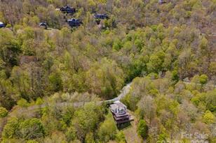 93 Goldenleaf Rd, Mars Hill, NC 28754 - Photo 9