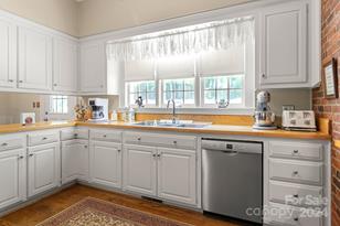 205 Vauxhall Dr, Shelby, NC 28150 - Photo 25