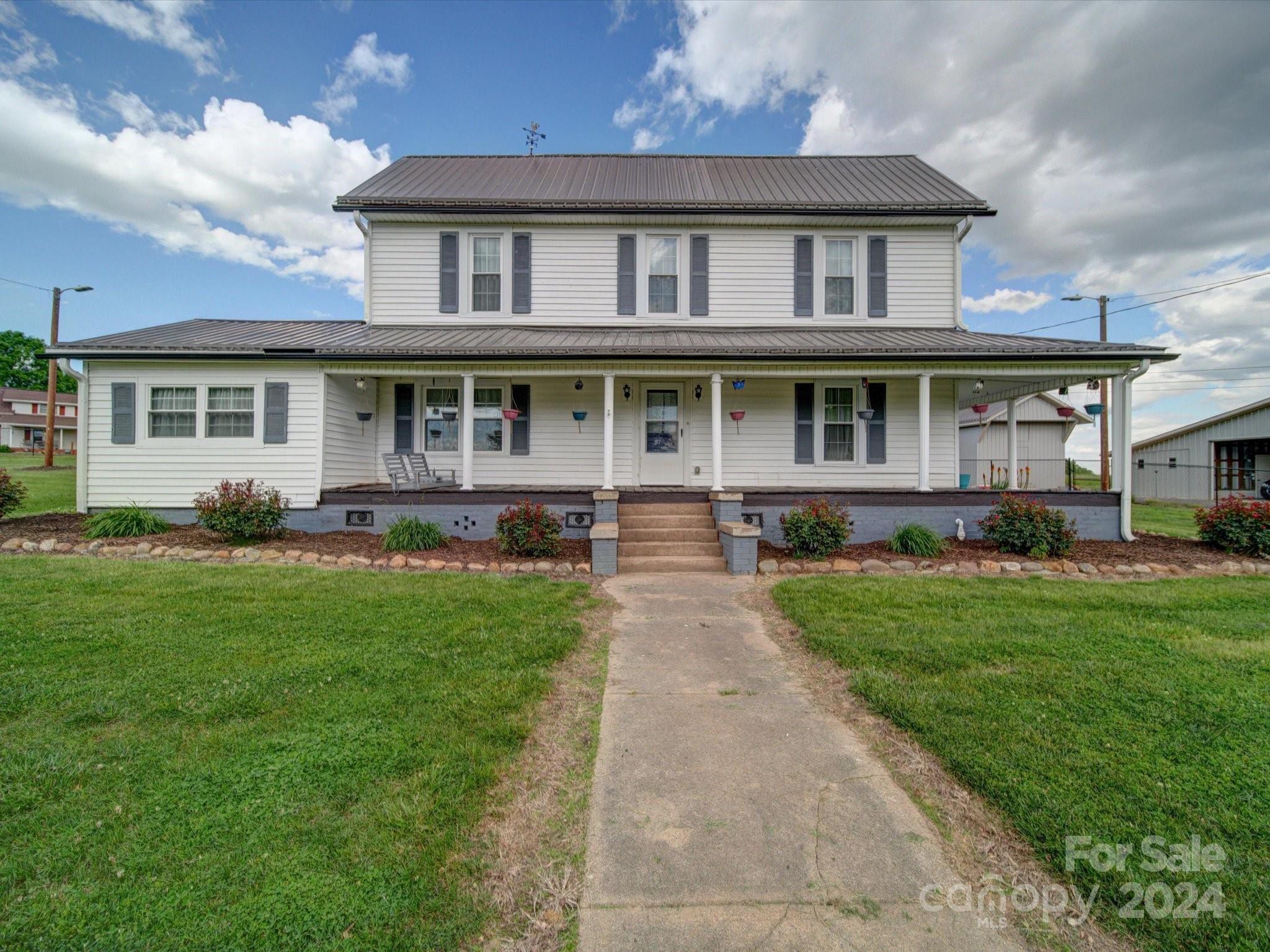 1084 Pisgah Church Rd, Hiddenite, NC 28636 - MLS 4133374 - Coldwell Banker