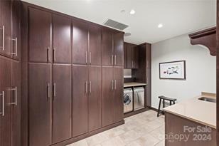 139 S Tryon St, Charlotte, NC 28202 - Photo 41