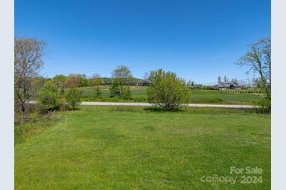 320 Turnpike Road, Mills River, NC 28759 - Photo 3