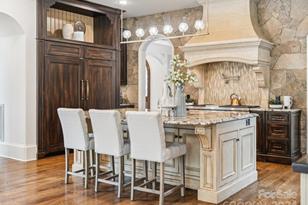 9044 Island Point Rd, Charlotte, NC 28278 - Photo 15