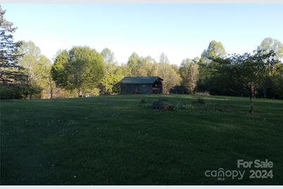 288 Firetower Road, Spruce Pine, NC 28777 - Photo 3