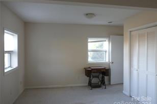 288 Firetower Rd, Spruce Pine, NC 28777 - Photo 11