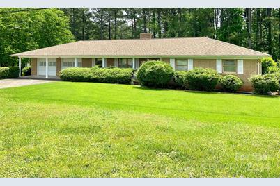 48604 Piney Point Road - Photo 1