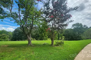 112 Bleynat St NE, Valdese, NC 28690 - Photo 9