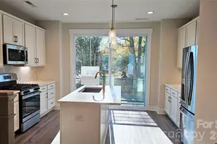1217 E 34th St, Charlotte, NC 28205 - Photo 9