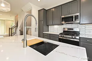 1219 E 34th St, Charlotte, NC 28205 - Photo 11