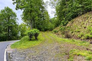 000 Mountain Air Dr, Burnsville, NC 28714 - Photo 9