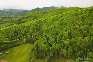 000 Mountain Air Dr, Burnsville, NC 28714 - Photo 7