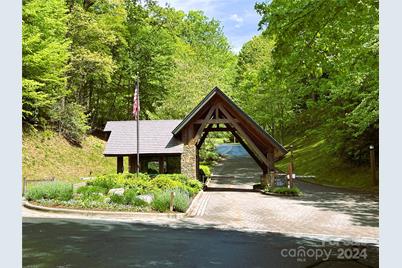 000 Mountain Air Drive, Burnsville, NC 28714 - Photo 27