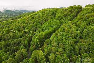 000 Mountain Air Dr, Burnsville, NC 28714 - Photo 3