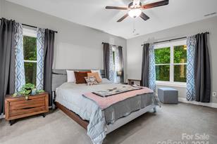 10305 Green River Cove Rd, Saluda, NC 28773 - Photo 19